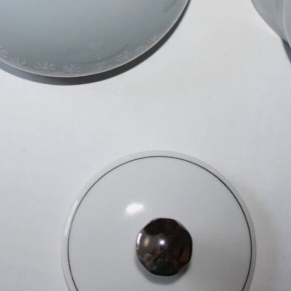 Vintage Sugar Bowl & Creamer Porcelain Serving Set Empress China Belle Fonte - Picture 7 of 7